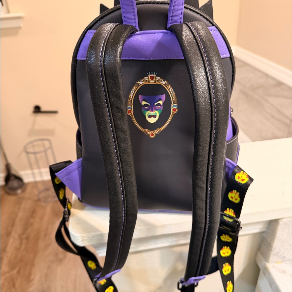 Disney Evil Queen Backpack - Black, White, Red - Picture 4 of 5